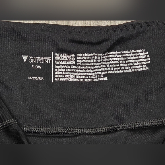 Victoria’s Secret Size 10 On Point Flow Pocket Bike Shorts - Picture 2 of 4